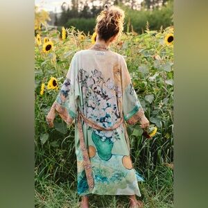 ⭐️Market of Stars⭐️ I Paint my Dreams Van Gogh Roses Bamboo Kimono Robe Duster
